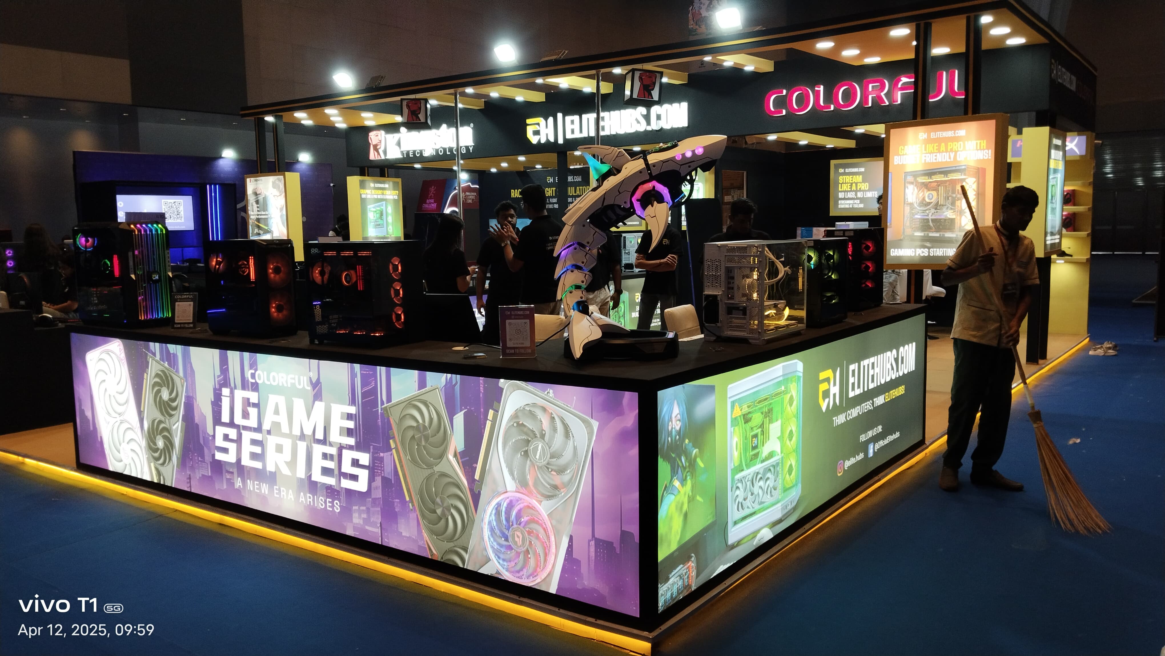 trade show booth builders vibrant ideas